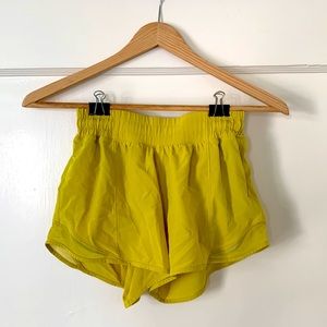 Lululemon - Hotty Hot Shorts Size 2